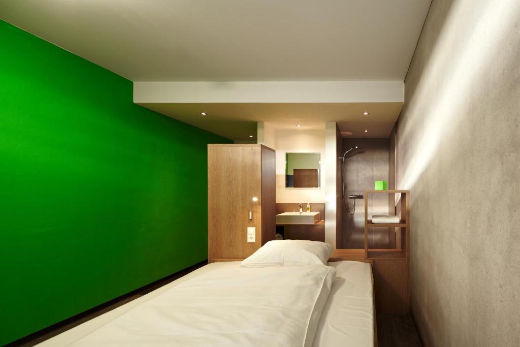 A2 Hotels Плохинген Номер фото